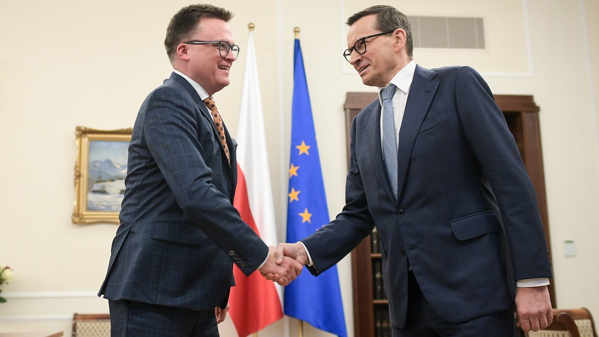 Premier Morawiecki zwrócił się do marszałka Hołowni. Użył słów z hitu