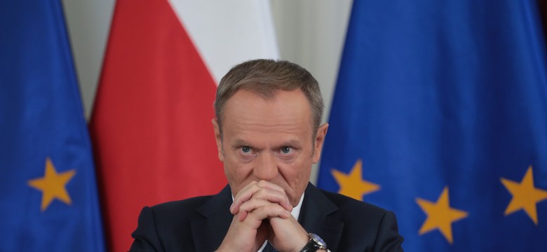 "Lex Tusk" weszło w życie. W PE debata o Polsce [RELACJA NA ŻYWO]