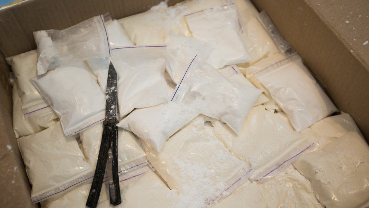 Warte milion funtów narkotyki zostały odkryte przez celników podczas kontroli. W transporcie maseczek ochronnych, które miały trafić z Francji do Wielkiej Brytanii, znajdowało się blisko 14 kg kokainy. 
