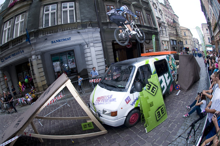 Freestyle City Festival, downhill