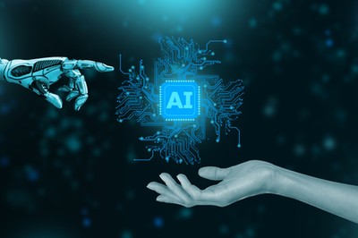 Pracownicy 45+ są zadowoleni z AI w pracy, ale boją się o swoją karierę. Nowy raport ujawnia lukę kompetencyjną