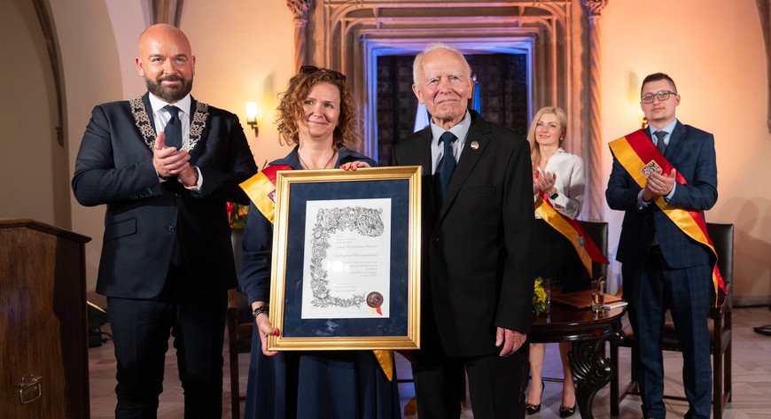 Profesor Wiszniewski - Honorowym Obywatelem Wrocławia