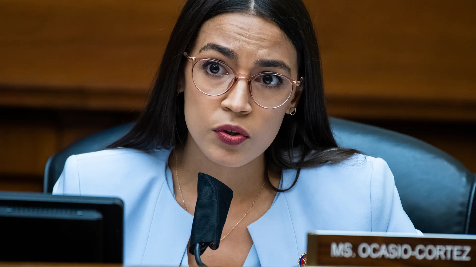 Alexandria Ocasio-Cortez mówi, że w dniu szturmu na Kapitol myślała, że umrze