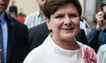 Premier popiera różaniec, zagraniczne media się dziwią