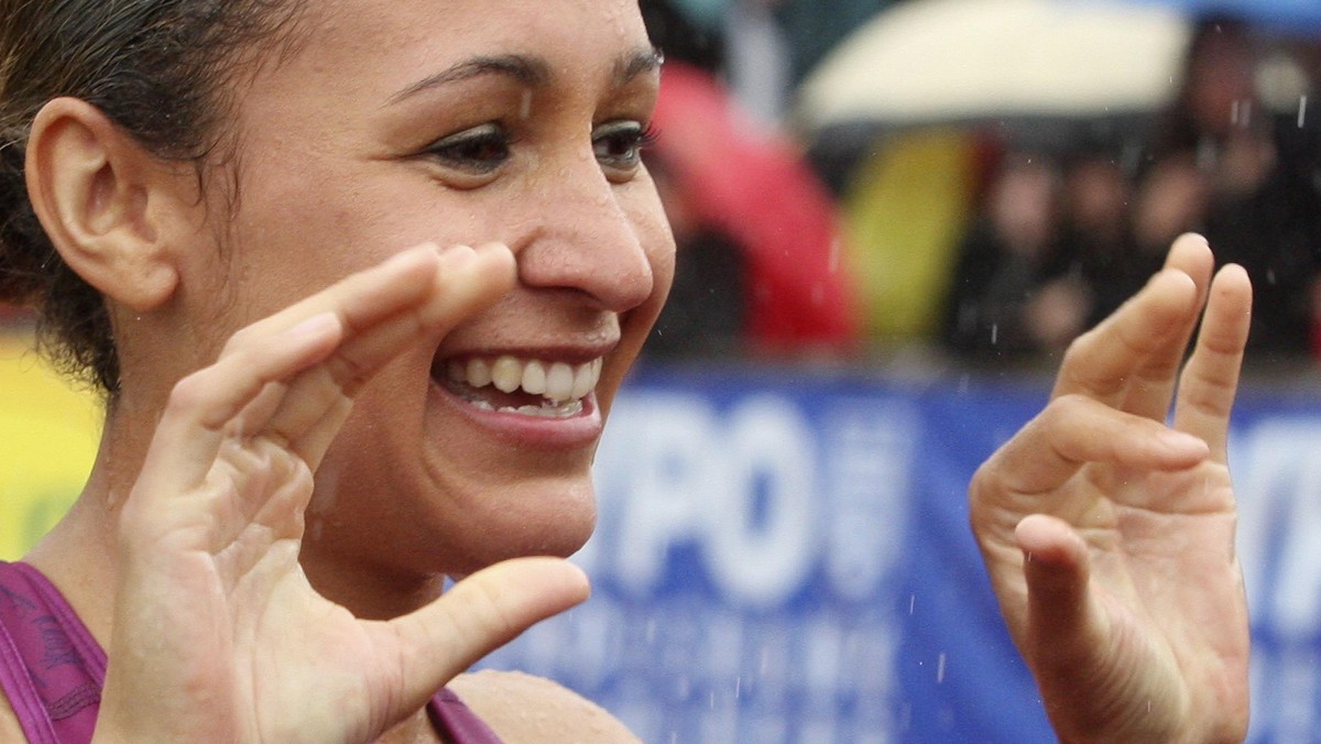 Jessica Ennis, zdobywczyni złotego medalu olimpijskiego w wieloboju, podbiła serca Brytyjczyków - zwłaszcza męskiej części, która zgodnie uznała ją najpiękniejszą olimpijką na Wyspach.