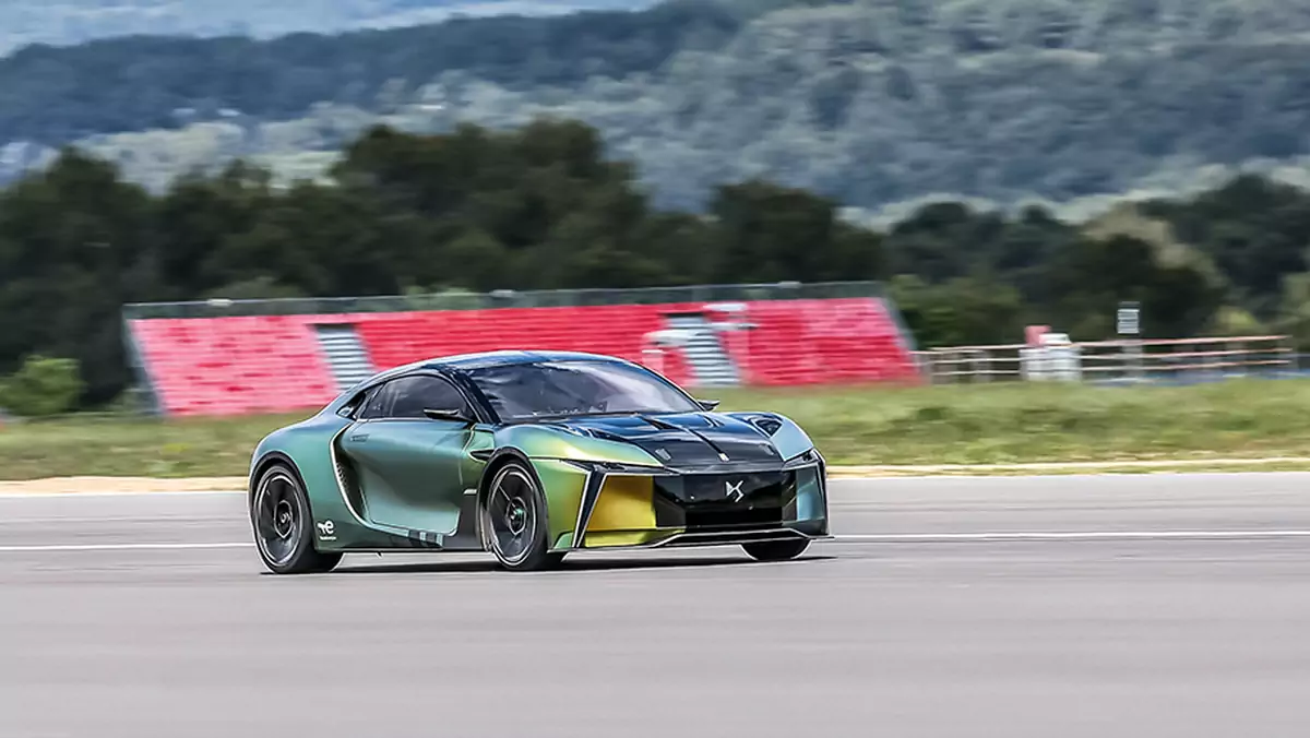 DS E-Tense Performance