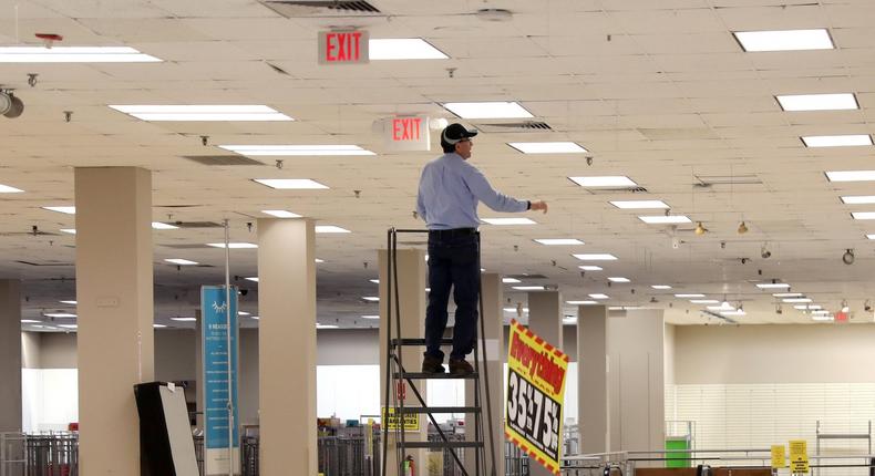 empty sears store closure retail apocalypse