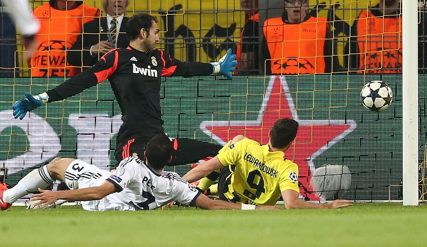 Cztery im 'zapakował'! Tak Lewandowski strzelał gole Realowi