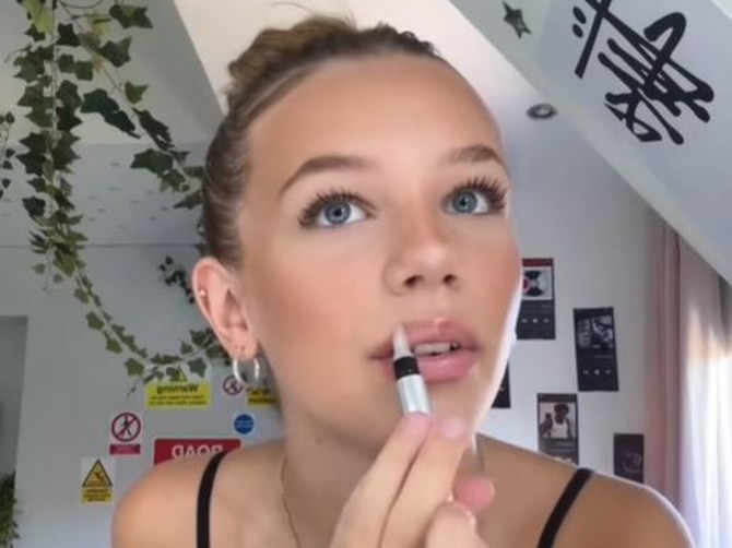 1ML Lip Plumper olovka za usne: Tajna za puniji efekat bez bola i igle