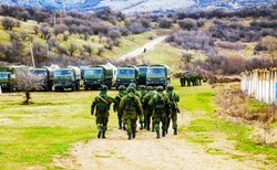 Zajęcie Krymu mogło skończyć się regularną wojną. Kijów publikuje stenogramy posiedzeń Rady Obrony