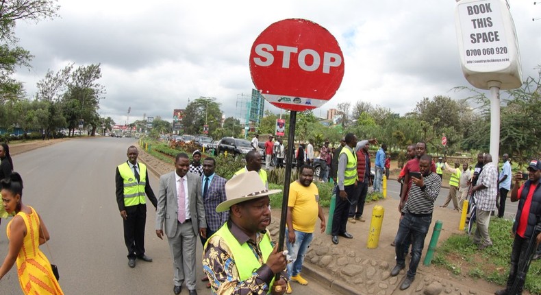 Nairobi Governor Mike Sonko during a recent site visit along Uhuru Highway (Twitter)