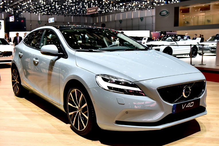 Volvo V40