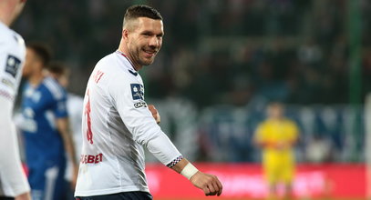 Lukas Podolski pokazał magię swojej lewej nogi! Co za bramka! Uratował posadę trenera? [WIDEO]