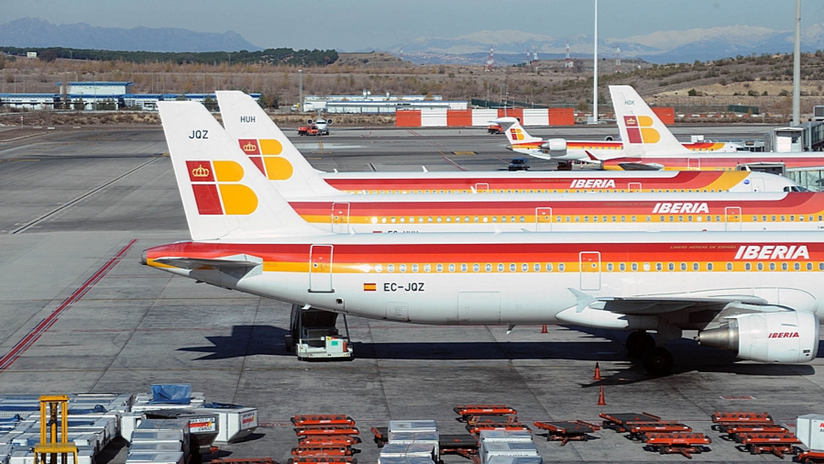 Pasażerkę samolotu hiszpańskich linii Iberia ukłuł skorpion - poinformowała w poniedziałek agencja EFE. Incydent wydarzył się na pokładzie Airbusa A 340, lecącego z Kostaryki do Madrytu. Na szczęście wszystko dobrze się skończyło.