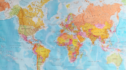 Piekielnie trudny, ale szybki QUIZ. Stolice państw. Wskaż PRAWDA lub FAŁSZ. Trafisz choć 18/20?