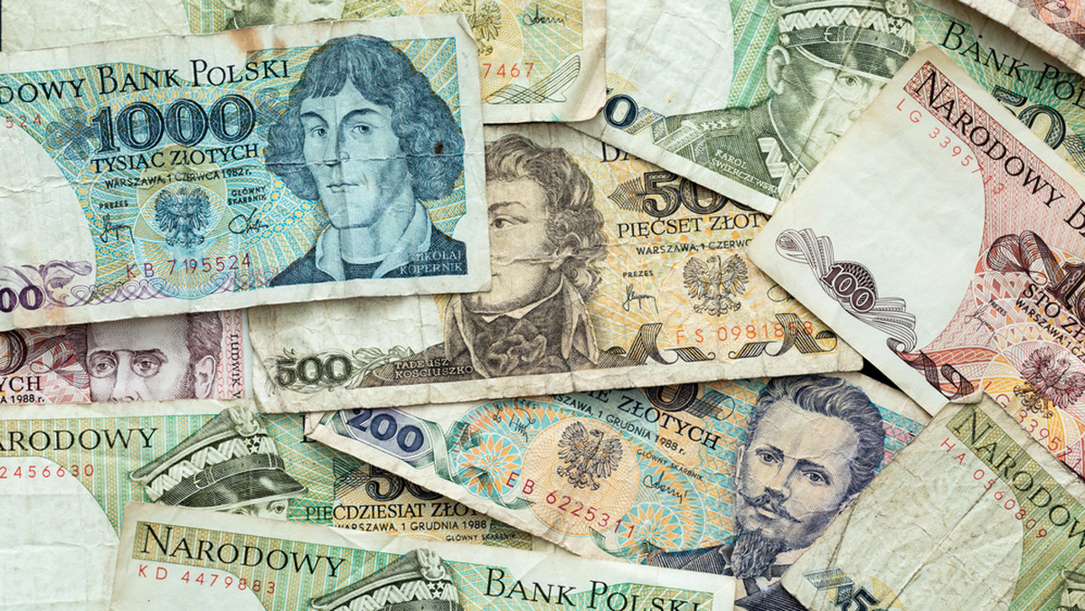 Banknoty z PRL-u — numizmatyczny hit czy makulatura? Tyle mogą kosztować 