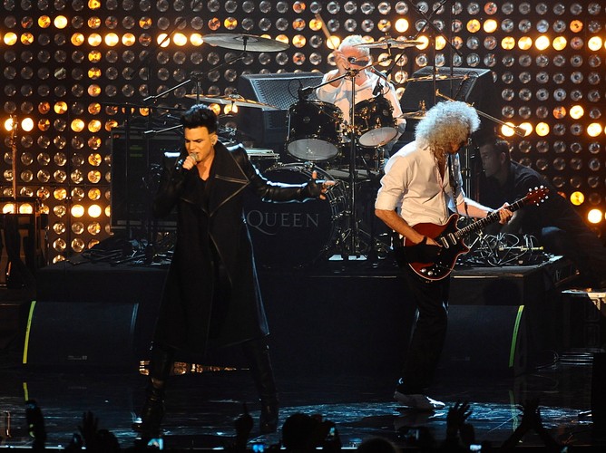 Queen z Adamem Lambertem