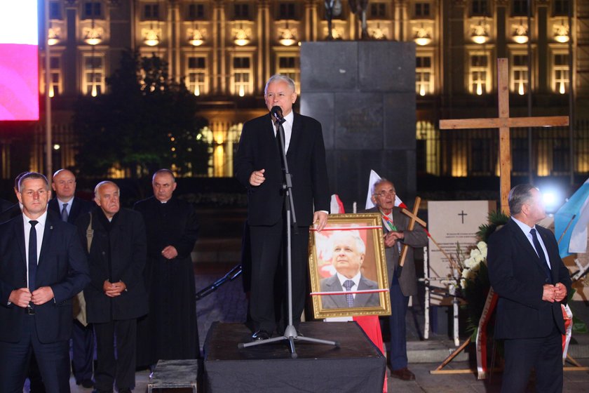 Kaczyński na miesięcznicy smoleńskiej o IV RP: Zwycięstwo jest blisko!