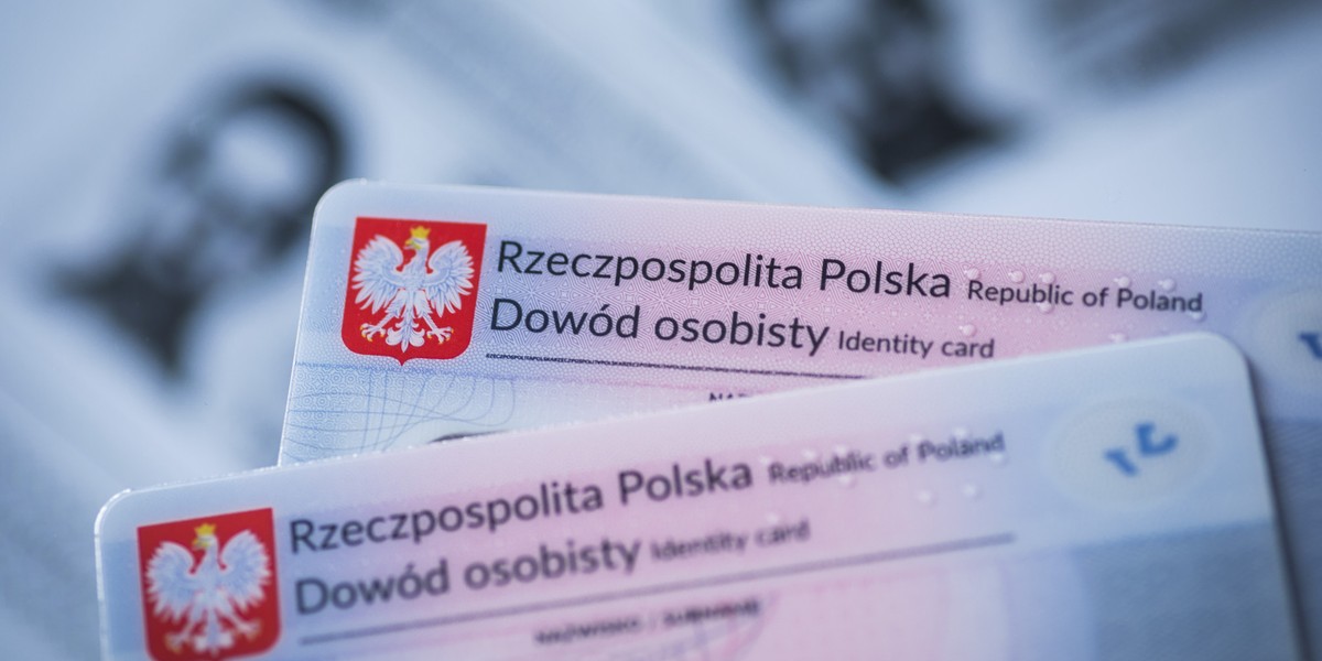 Urząd Ochrony Danych Osobowych radzi, co zrobić, gdy ktoś ukradł nasz dowód osobisty, inny dokument tożsamości lub gdy wyciekły nasze dane osobowe, np. w wyniku ataku hakerskiego. 