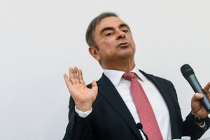 Jak miliarderzy uciekali przed więzieniem - Carlos Ghosn nie był pierwszy