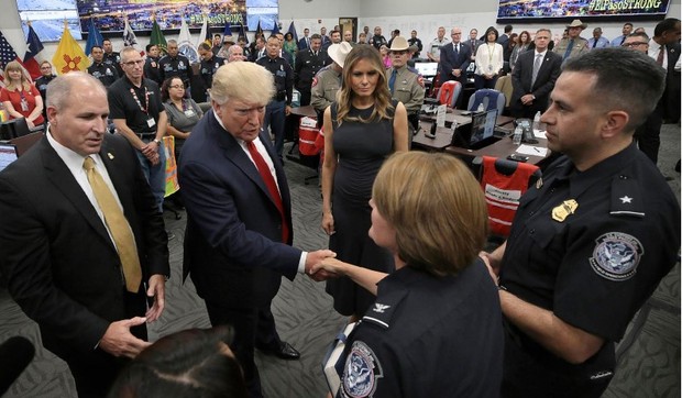 Tramp i Melanija u El Pasu ap