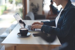 praca zdalna, a kodeks pracy: jak rejestracja czasu pracy zdalnej zape