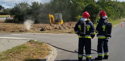 Koparka uszkodziła gazociąg. Wezwano strażaków