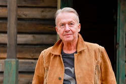 Bogusław Linda jest ojcem bliźniaków. "Muszą ukrywać swe twarze"