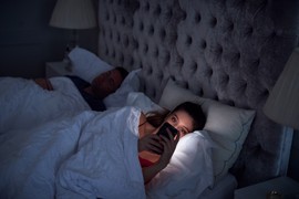 Tri doktora otkrivaju zašto se budite usred noći i ŠTA TADA NIKAKO NE SMETE DA URADITE: Daju i SAVET kako ponovo da zaspite posle naglog noćnog buđenja!