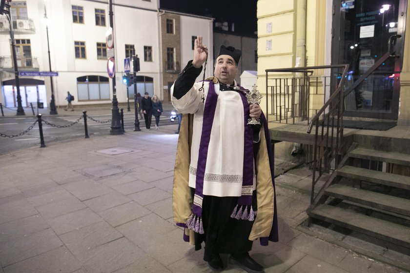 Ksiądz Mirosław Matuszny, proboszcz parafii pw. Nawrócenia Świętego Pawła w Lublinie