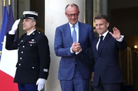W Berlinie szepczą o francuskich wyborach. "Ostatnia szansa"
