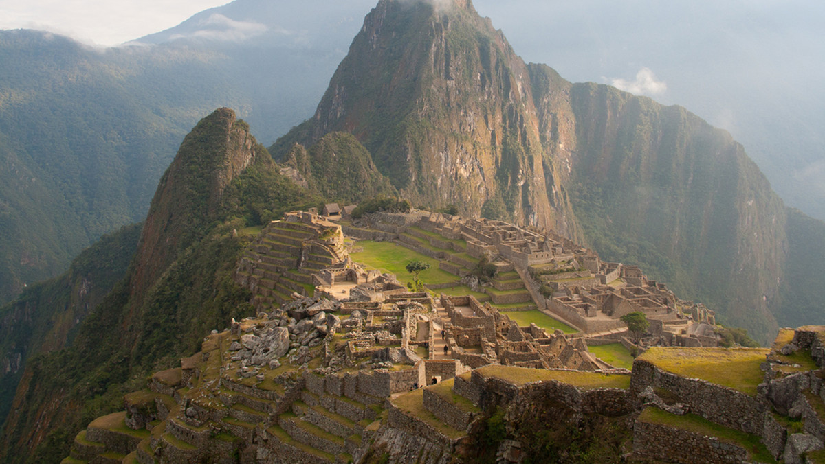 Zniszczenie państwa Inków zakończyło się zniewoleniem całego kontynentu. Zrabowano zeń tysiące ton złota i srebra.
