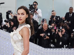 "A co to za grymas?!". Irina Shayk podejrzana o ostre majstrowanie przy twarzy [FOTO]