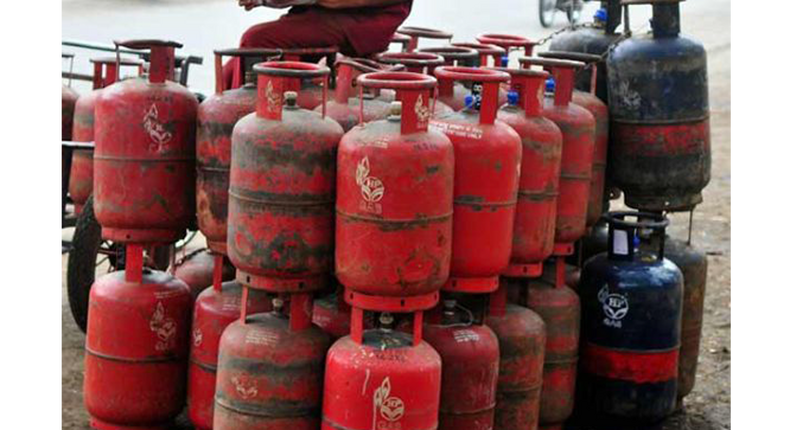 Caterers, housewives in Ebonyi rejoice over drop in cooking gas price.
