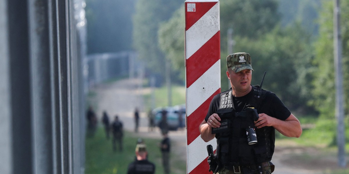 Straż Graniczna raportuje, że w ostatnim tygodniu więcej Rosjan opuściło Polskę, niż chciało do niej się dostać.