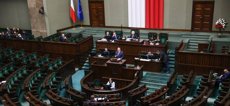 Wielki QUIZ polityczny. Na 3. pytaniu wykłada się niemal każdy