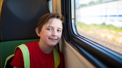 Emocjonalna dostępność rodzica – dlaczego jest ważniejsza niż metody wychowawcze