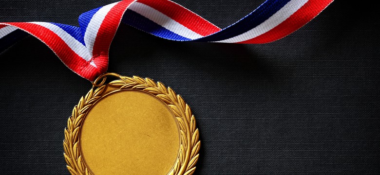 Słynna gimnastyczka sprzedała medale olimpijskie. Zarobiła 217 tysięcy euro