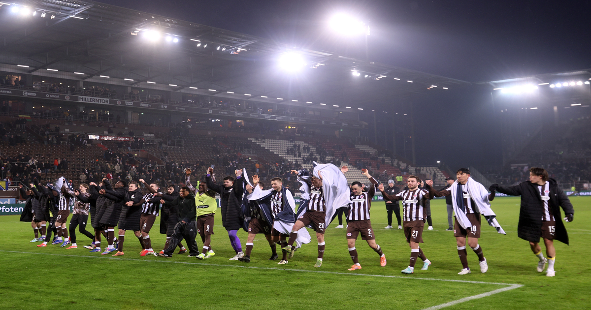 5-Ausf-lle-trotzdem-2-1-gegen-Stuttgart-St-Pauli-k-mpft-sich-zur-ck-im-Abstiegskampf