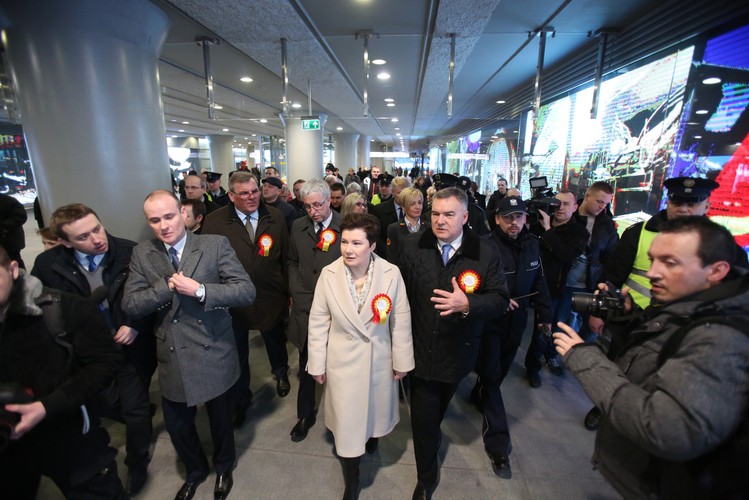WARSZAWSKIE METRO. Otwarcie II linii łączącej Pragę z Wolą