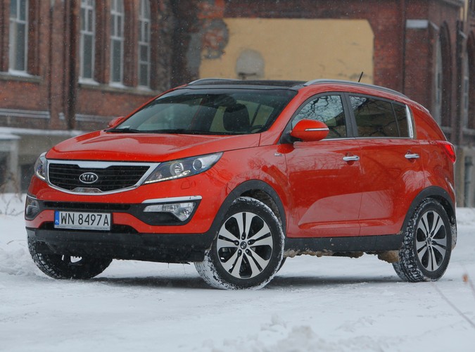 Nowa Kia Sportage to samochód, który swoimi atutami skusił już ponad 3300 Polaków. My sprawdziliśmy w teście wady i zalety tego modelu.