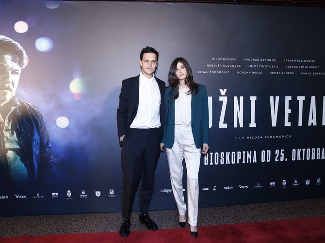 Barbara Tatalović i Miloš Biković na premijeri filma "Južni vetar"