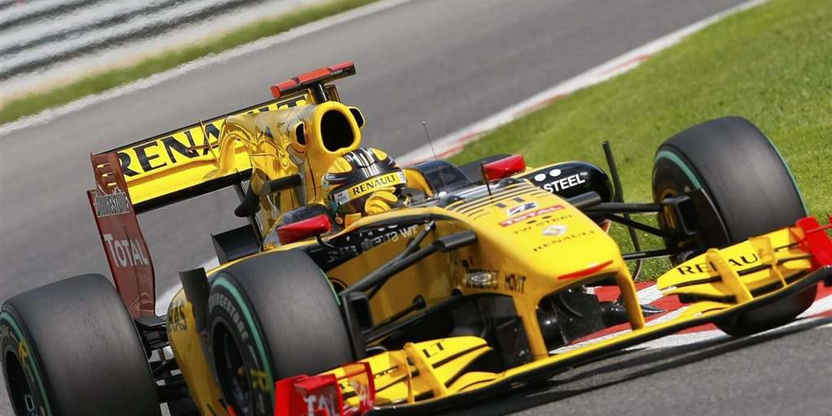 Robert Kubica nie dostanie już w tym sezonie lepszego bolidu od Renault