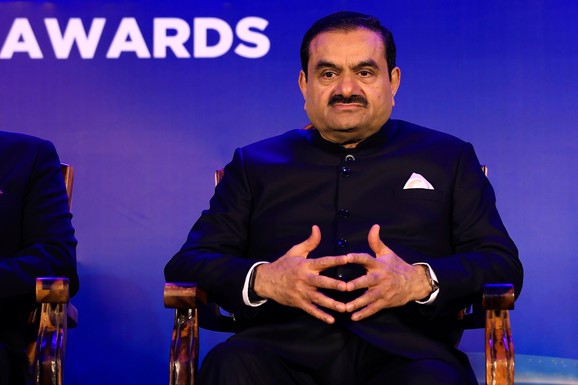 Indijski milijarder Adani ulazi u avio-industriju: Šta donosi strategija vredna 11 milijardi dolara