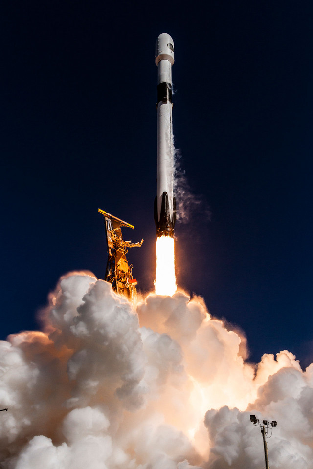 Falcon 9 – 70 m