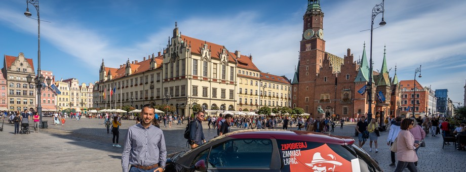 „Uważam, że w XXI wieku jest niezwykle trudno wymyślić coś naprawdę nowego, dlatego określenie «innowacyjny» powinno być traktowane jako wyróżnienie, nie jako reguła” – mówi Grzegorz Hawrylczak, założyciel start-upu Złodziej na zamówienie, nominowanego do tegorocznej edycji Polskiej Nagrody Innowacyjności