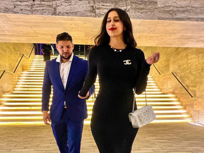 Milioner iz Dubaija podelio 8 zahteva koje ima od svoje supruge,a  zauzvrat joj daje sve što poželi