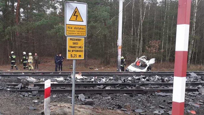 Na tym przejeździe powinny być rogatki