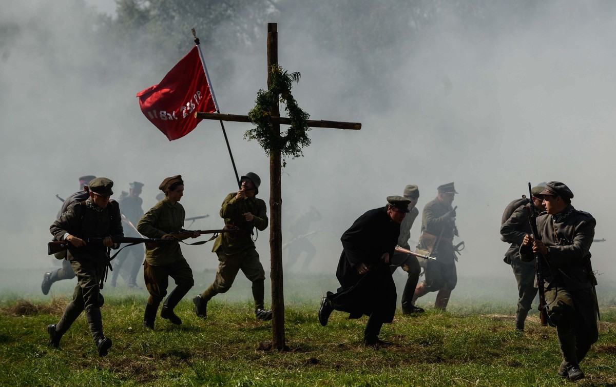 Rekonstrukcja Bitwy Warszawskiej zwanej Cudem nad Wisłą. Ossów, 2014 rok