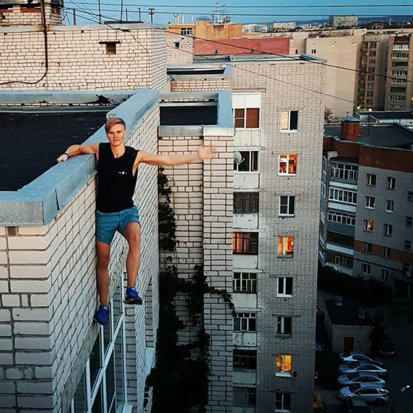 Nastolatek zginął przez selfie. Spadł z wysokości